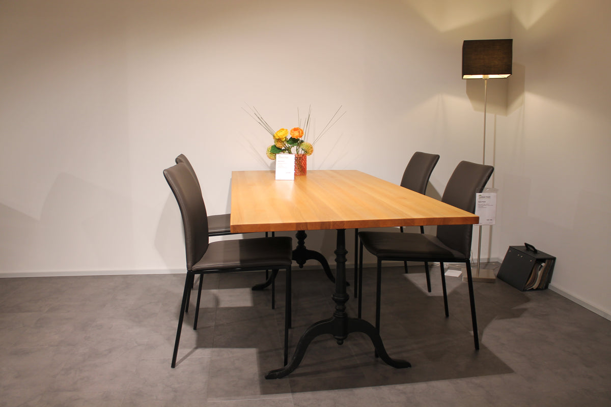 Schreinerei Bistro Esstisch (Kirschbaum) – Ansicht 2